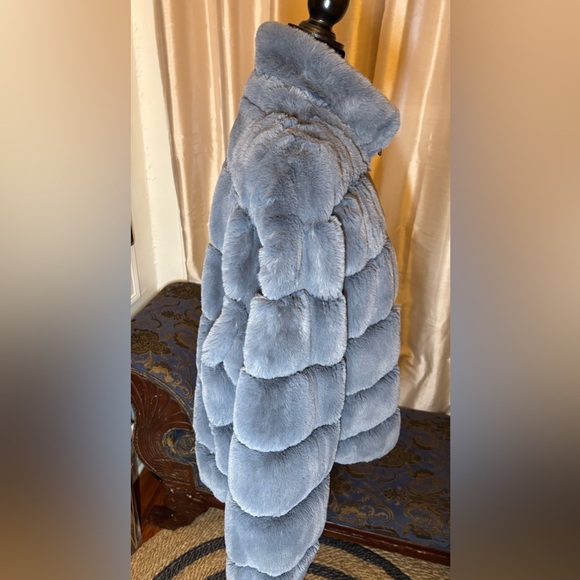 Calvin Klein Women's Faux-Fur Zip-Front Coat - Blue - Size 2X - Picture 7 of 10